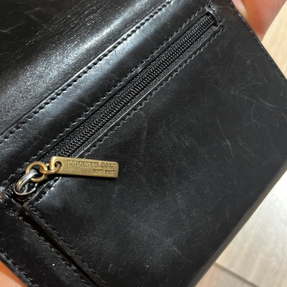 Vintage Kenneth Cole Wallet - Picture 6 of 9